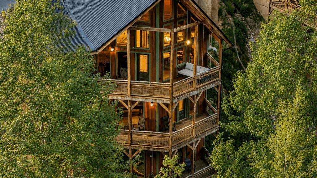 Birch Lodge