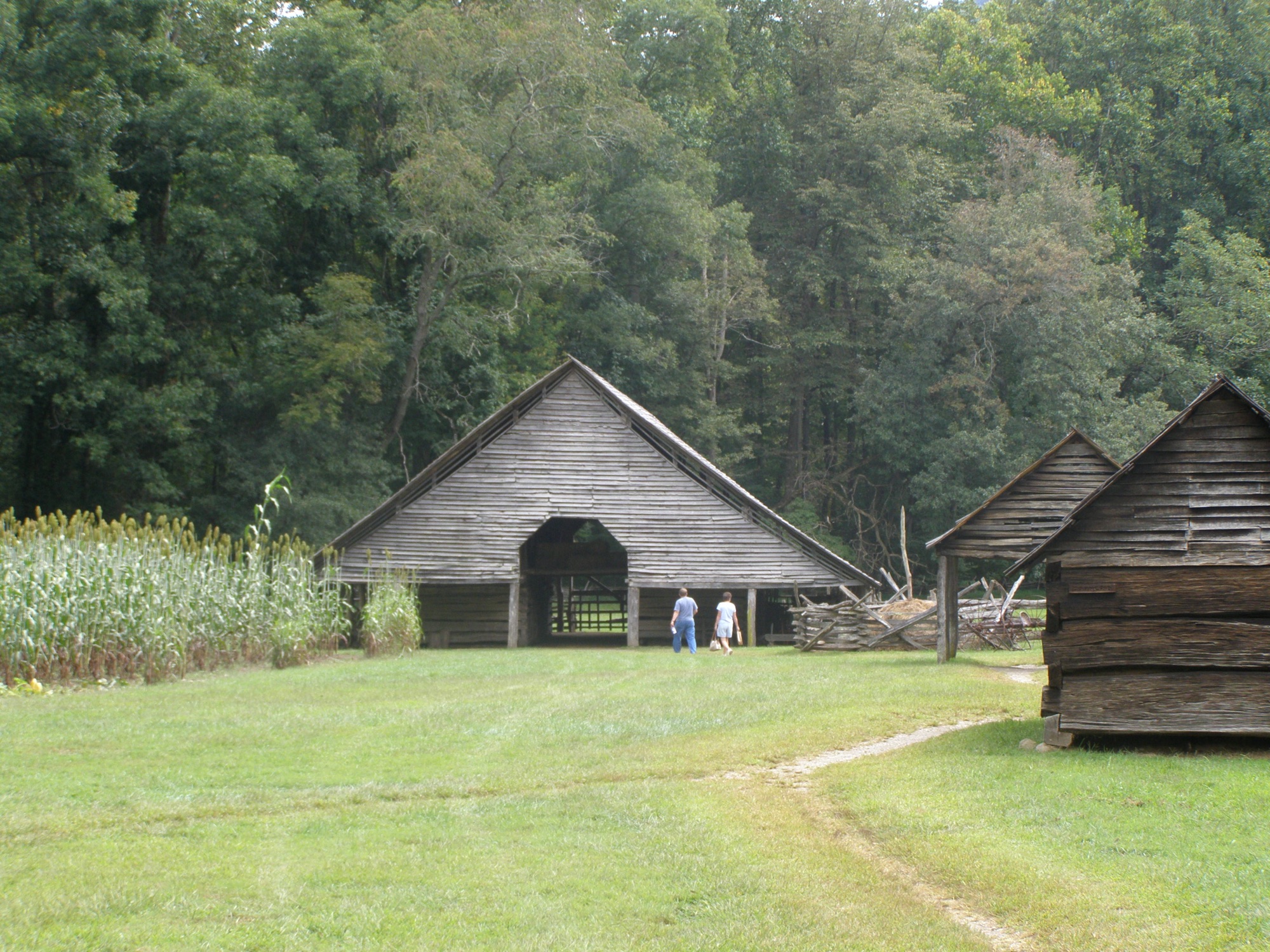 The barn at the Mountain Farm Museum, behind Oconaluftee Visitor Center