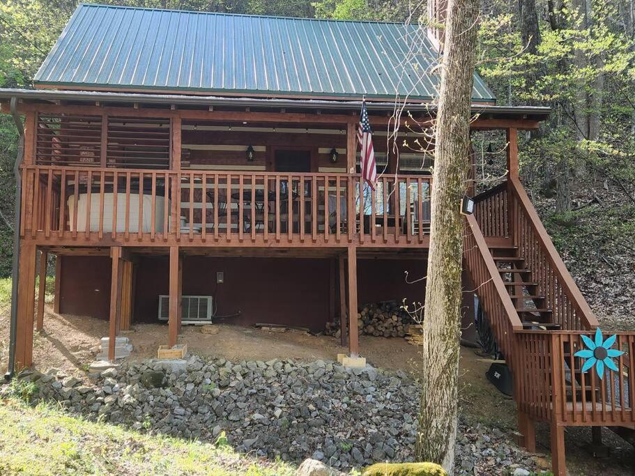 MoonPie Hideaway