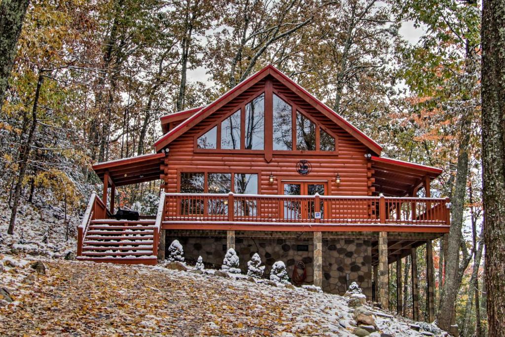 The Wraparound Deck Cabin