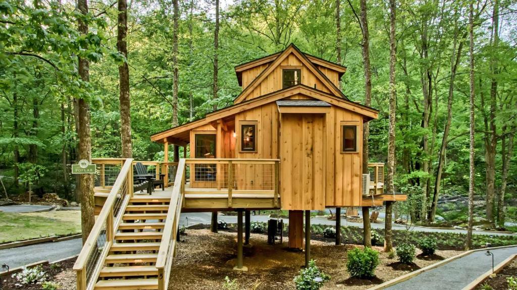 The Poplar at Treehouse Grove