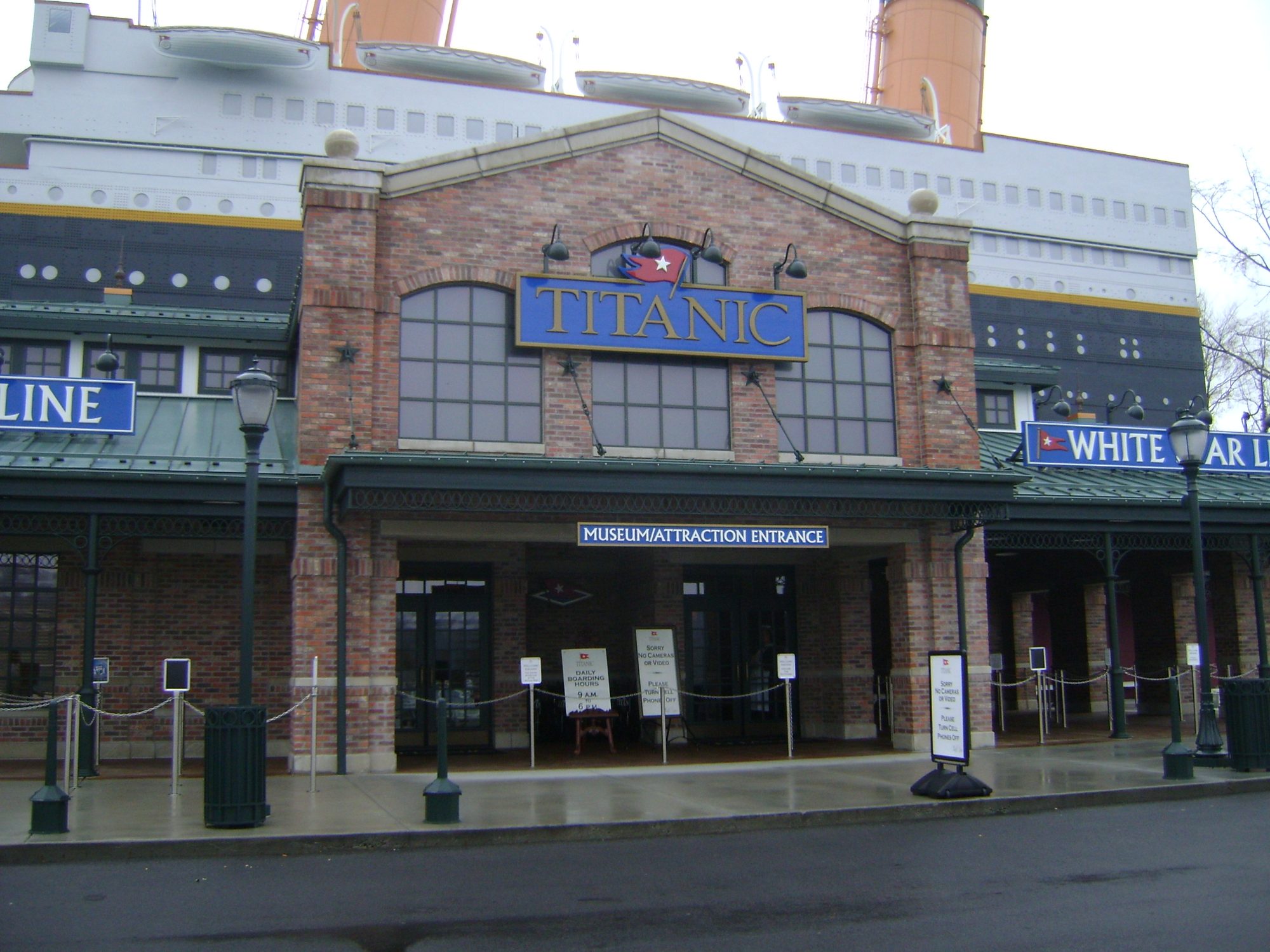 The White Star Line entrance under the funnels
