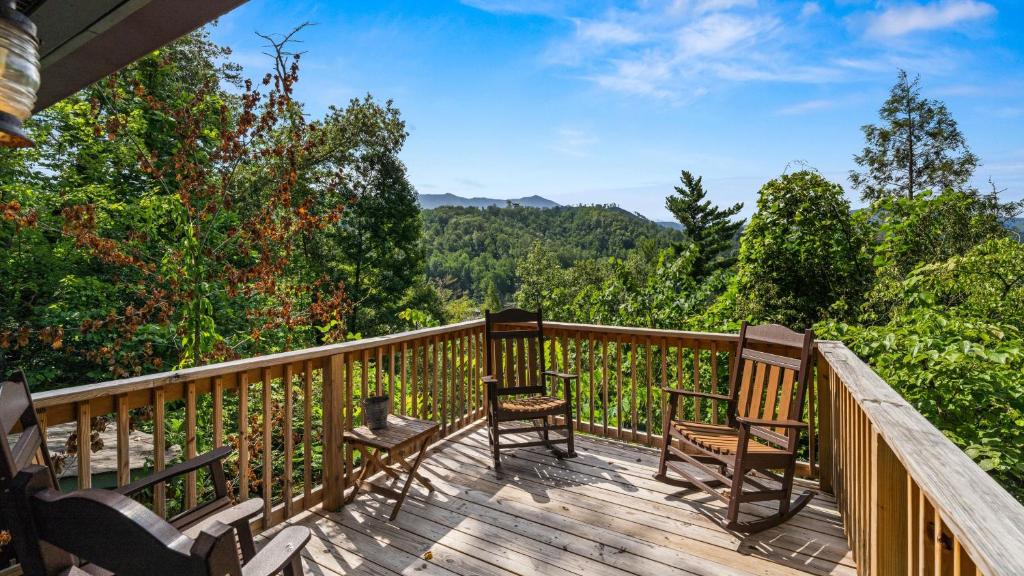 Whiskey Ridge Lodge